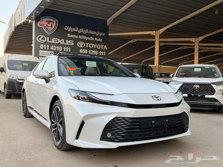 تويوتا كامري LE هايبرد 2025 متاح اقساط و كاش63655169242753110