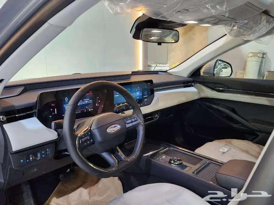 فورد تورس ترند موديل 2025 بنزين بخصومات وعروض نهاية العام63655171233537114