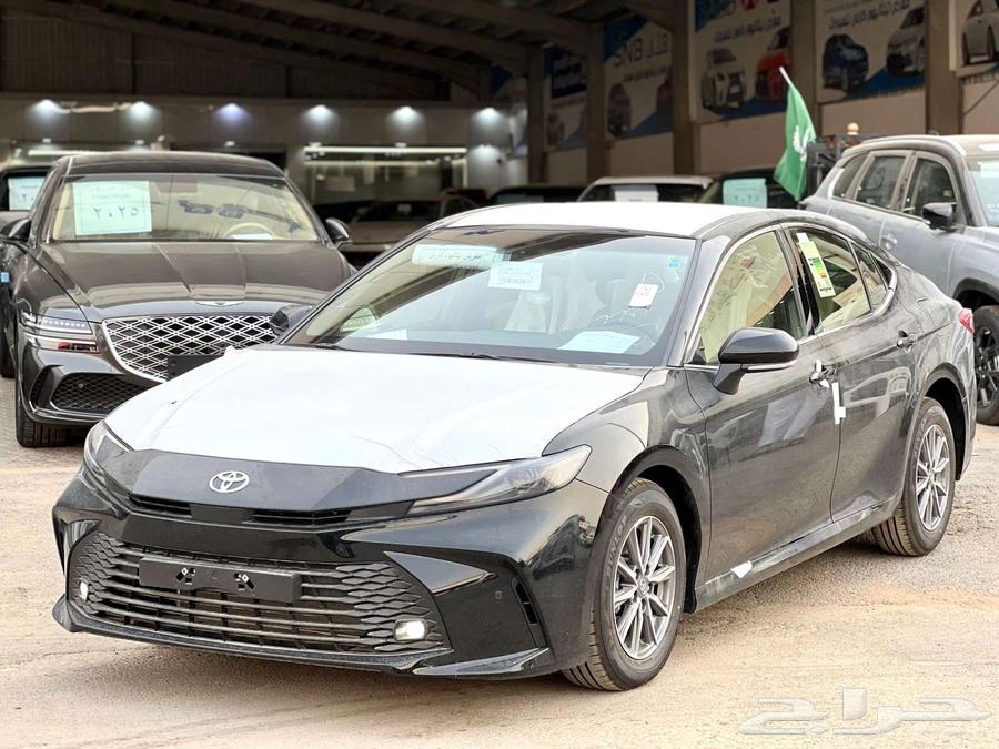 كامري (E) سعودي اصفار 202563655479379075110