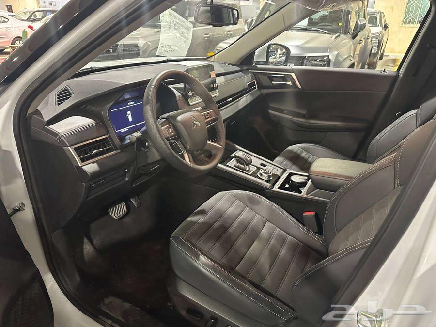 Special Offer Mitsubishi Outlander Full Specs 2025 Model63655778375554114