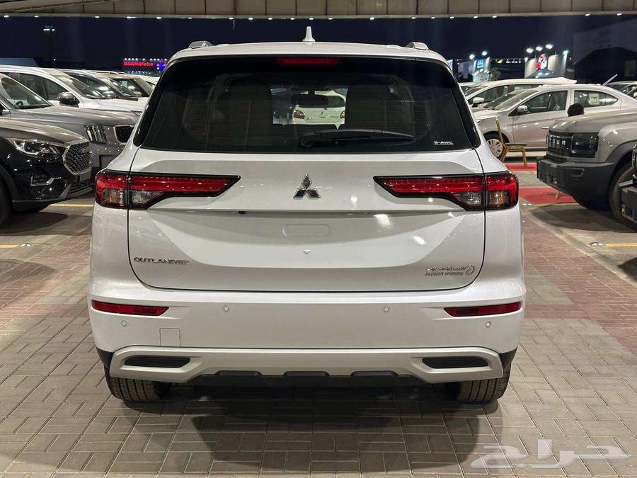 Special Offer Mitsubishi Outlander Full Specs 2025 Model63655778375554112