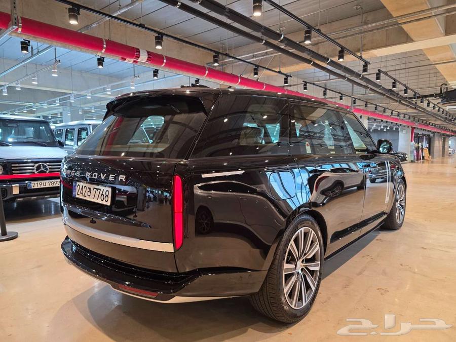 2025 Range Rover P530 AB63667488053634110