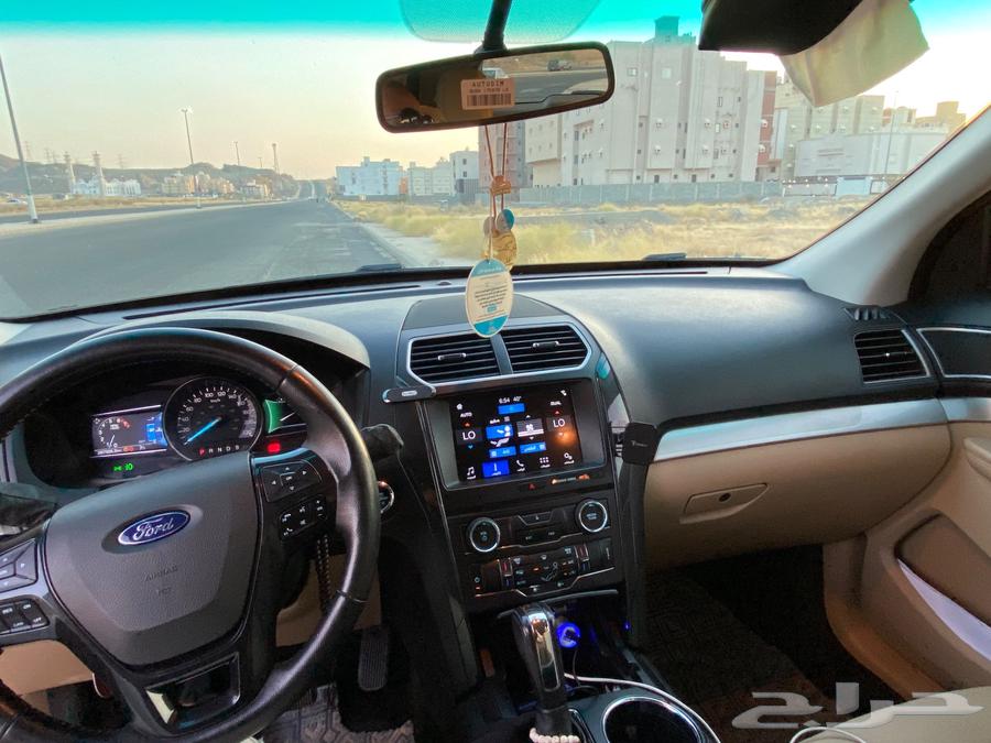 Ford Explorer 201763667489865217110