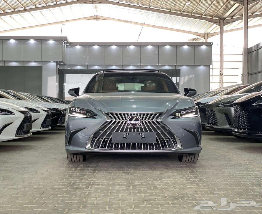 لكزس ES 350 DD فل كامل 2025 - خليجي63655174423683110