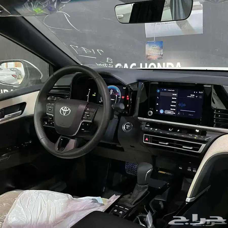 Toyota Camry LE Hybrid 202563655178361730112
