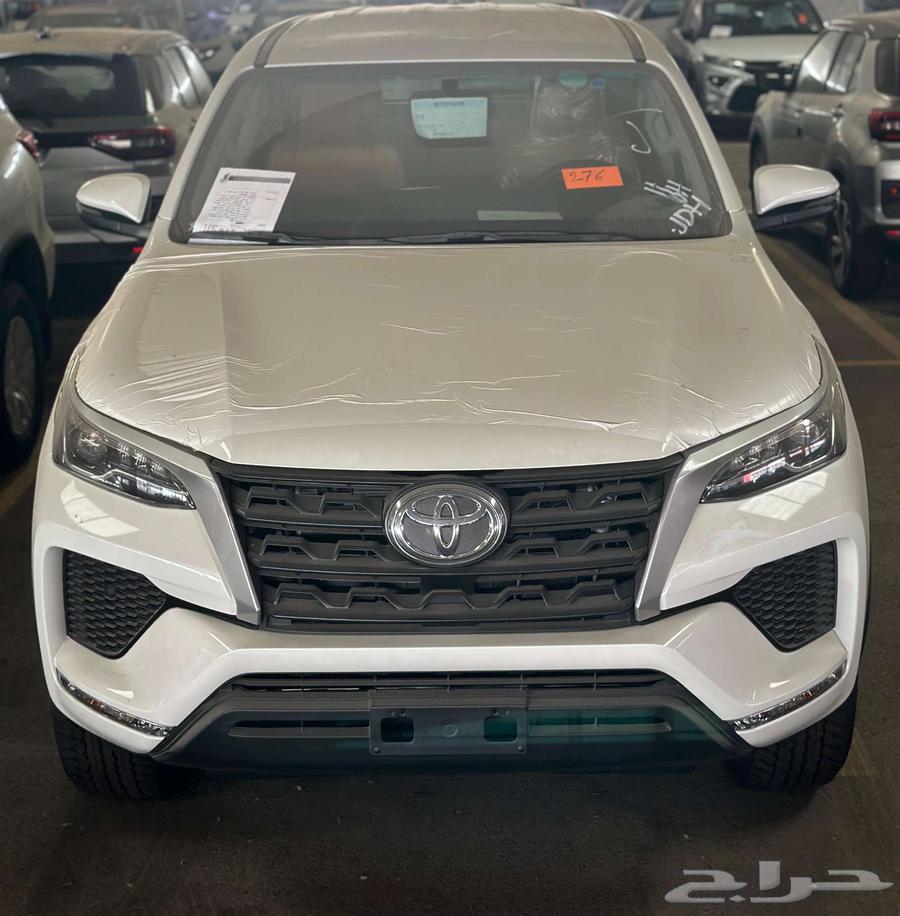 Toyota Fortuner GX2 Gasoline 4x2 Model 202563655176517889112