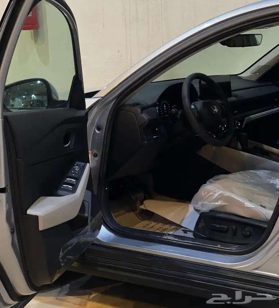 Honda Accord EX 2025 (Cash or Installments)63655174247811114