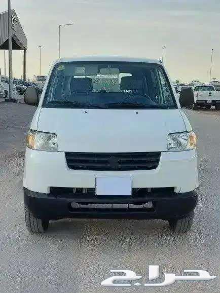Diesel and gasoline Hiace vans and Suzuki for monthly rental63668510258819114