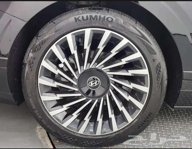 Hyundai Azera 202363667504823297112