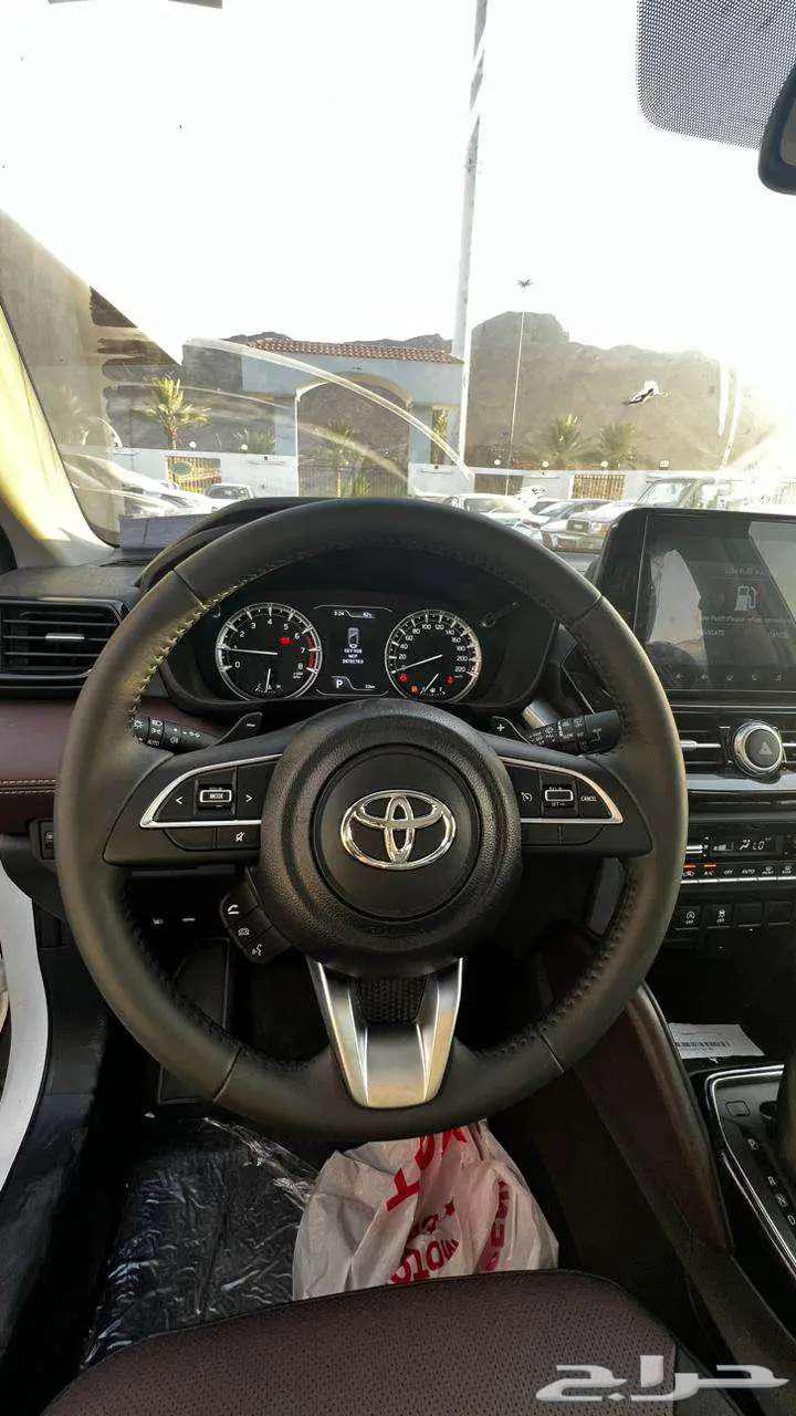 تويوتا اوربان كروزر GLX موديل 2025 فل كامل63667497349122114
