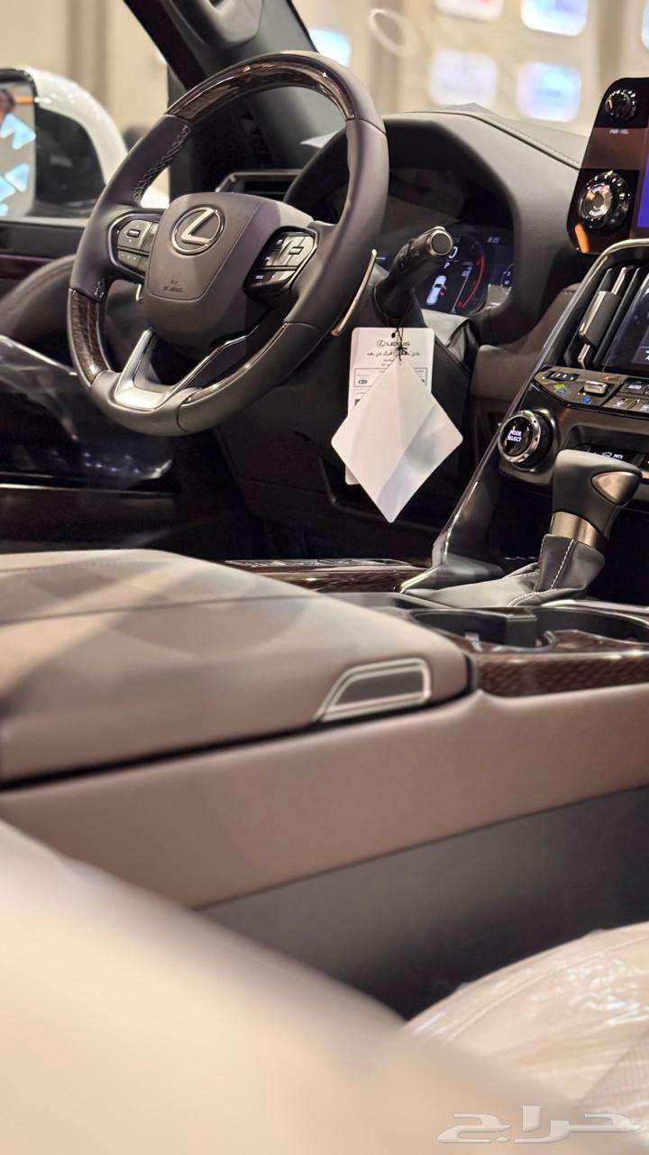 Lexus LX600 BB 2025 White Off White Abdul Latif Jameel63667506848257114