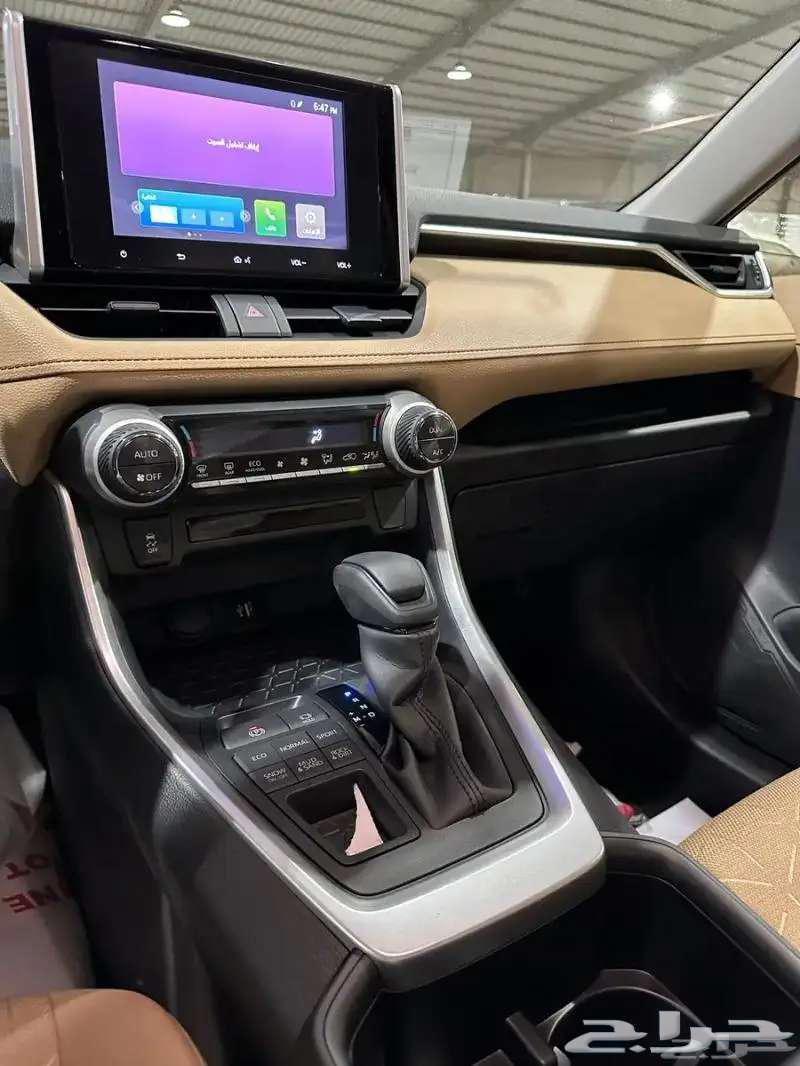 تويوتا راف فور 2025 XLE فتحه ( تقسيط وكاش )63667650235906112