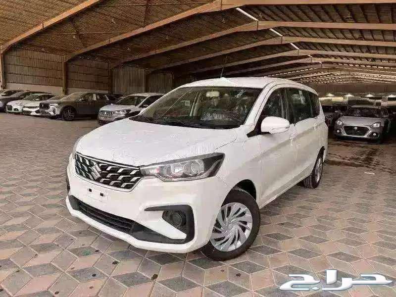 سوزوكي ارتيجا 2025 استاندر63677055418755111
