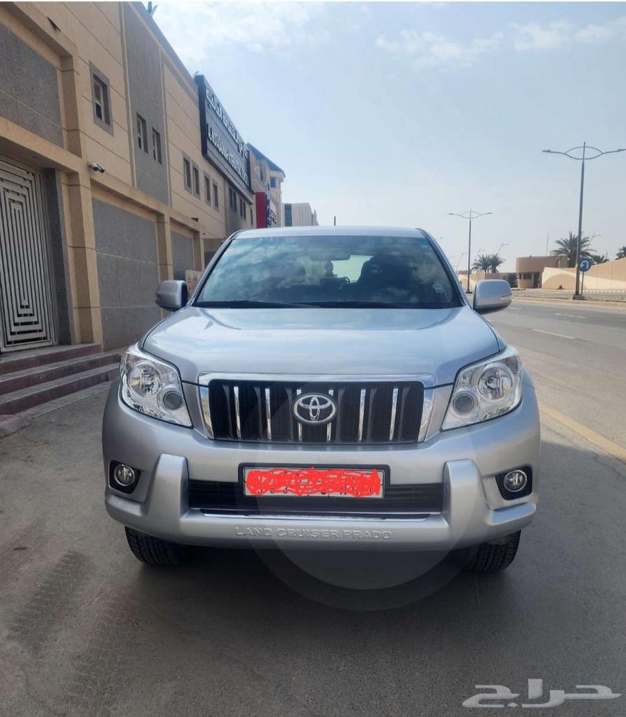 Toyota Prado 2013 4 cylinders Silver very clean63669260720513110