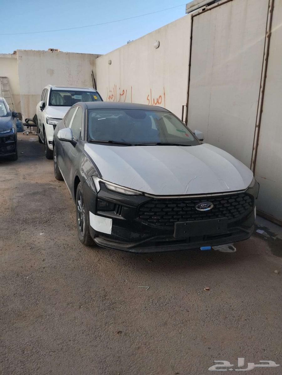 فورد تورس امبيانتي اسود 2025 سعودي63667645303426111