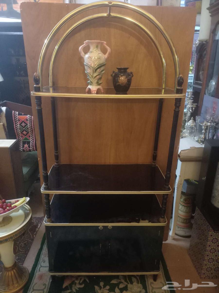 The Good People's Table, Old TV Table63655108757505110
