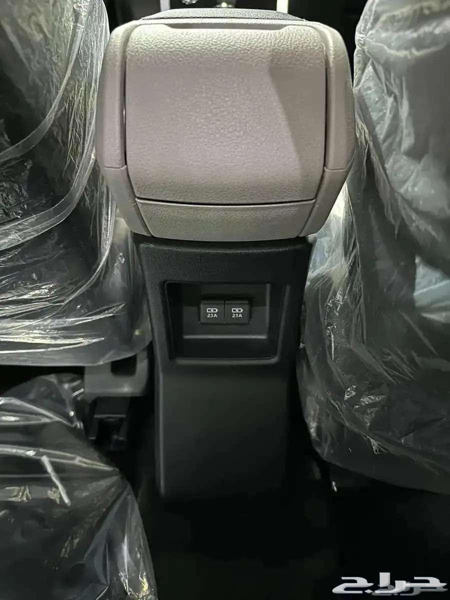 Toyota Veloz GLX Model 202563667496459266112