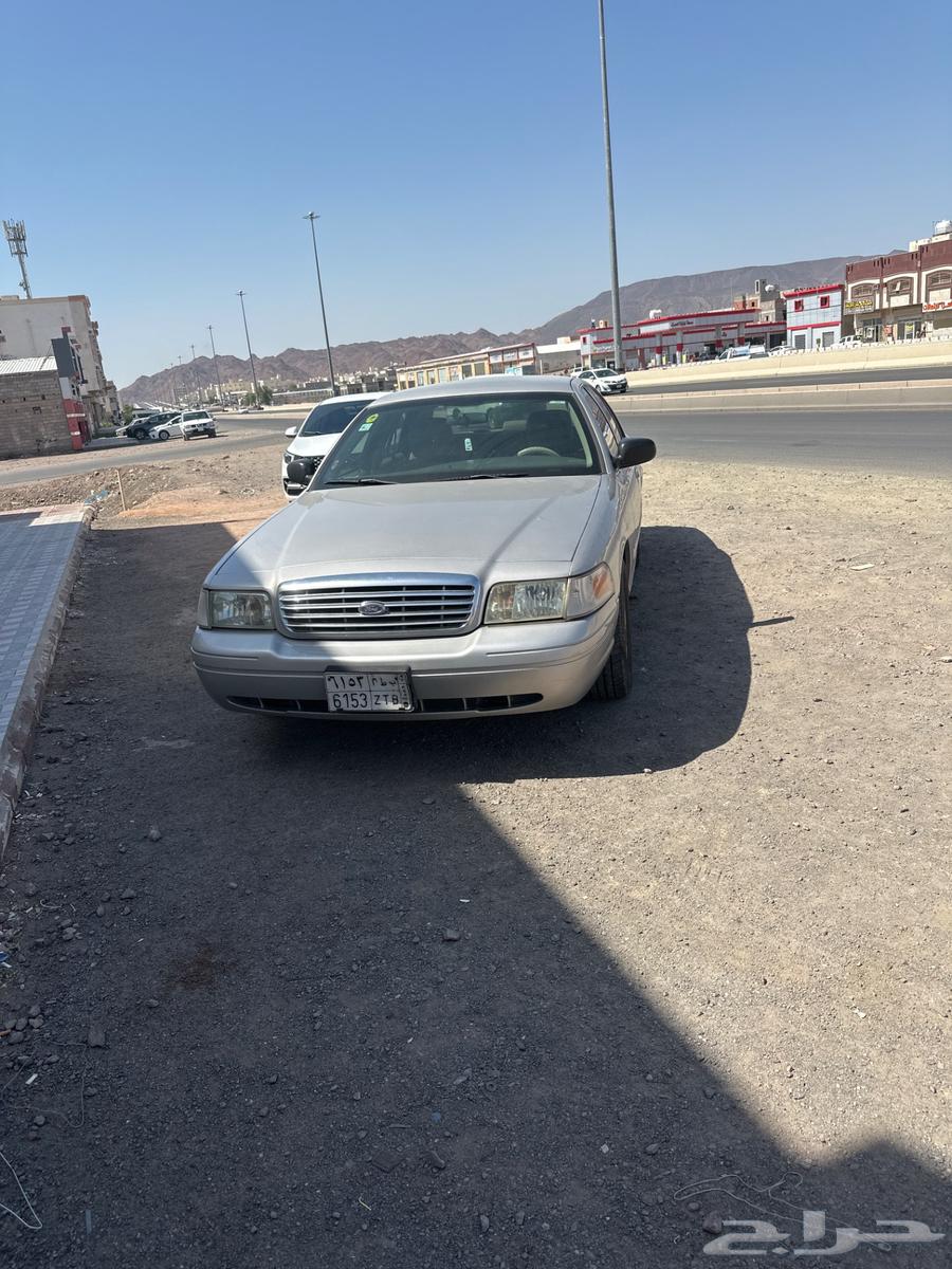 Ford Victoria Saudi 201163667502616450110
