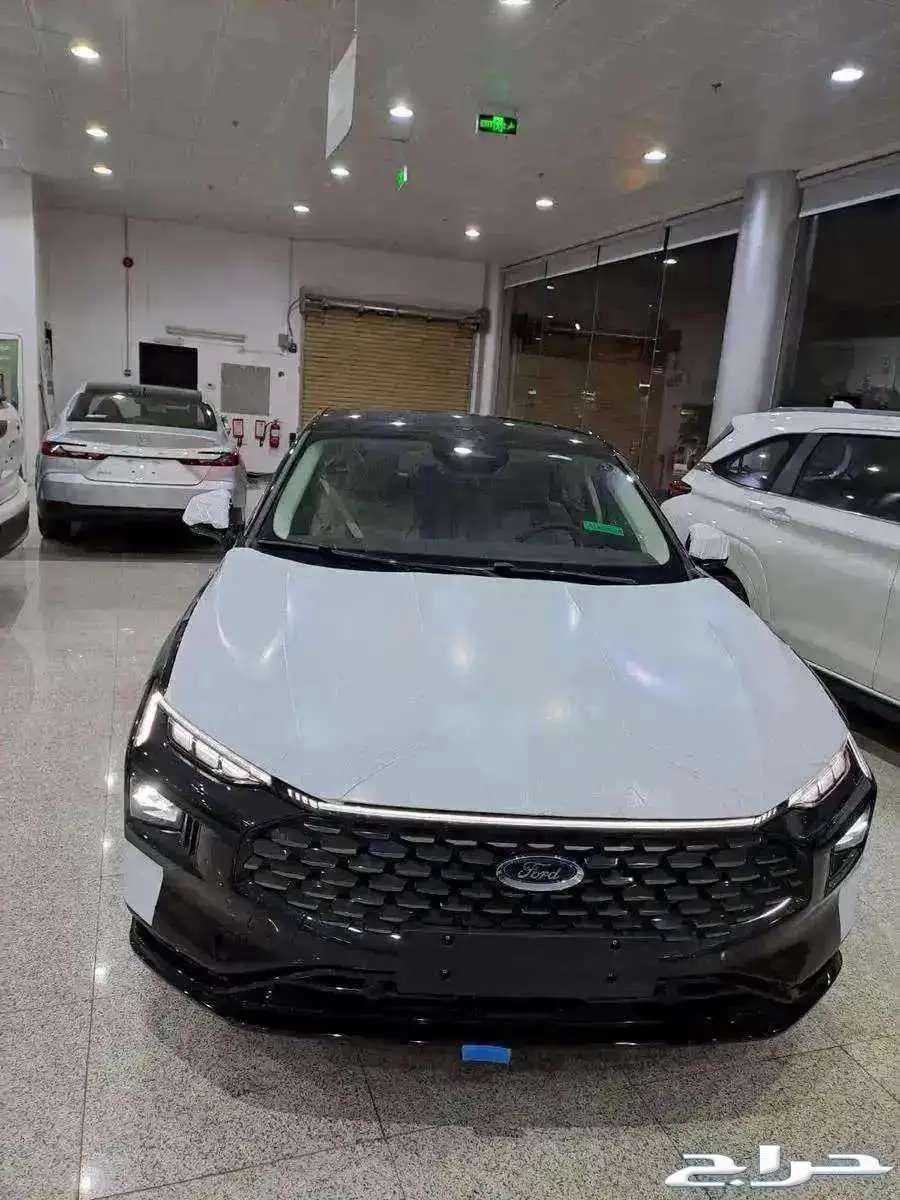 2025 Ford Taurus Titanium Black and All Variants and Colors63667502572545110