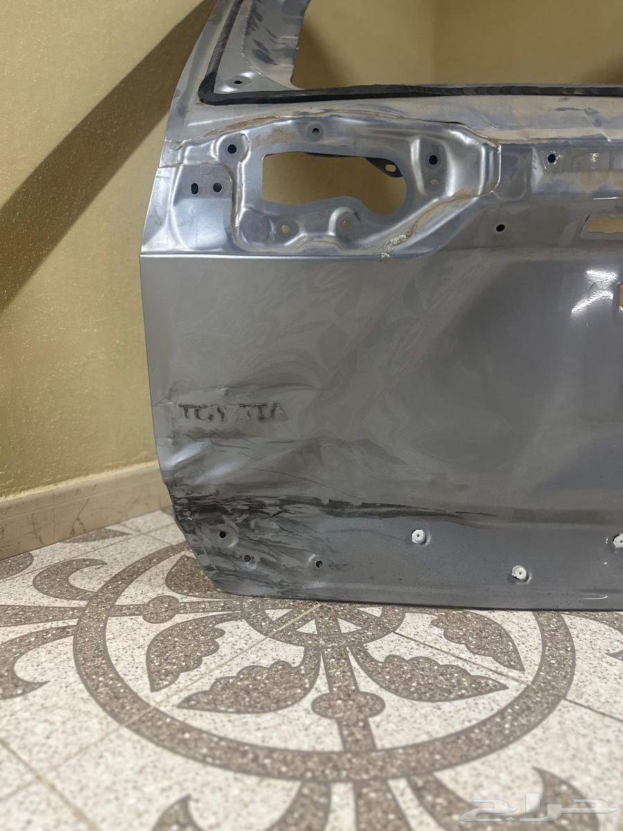 RAV4 2021 damaged trunk lid63667510048770111