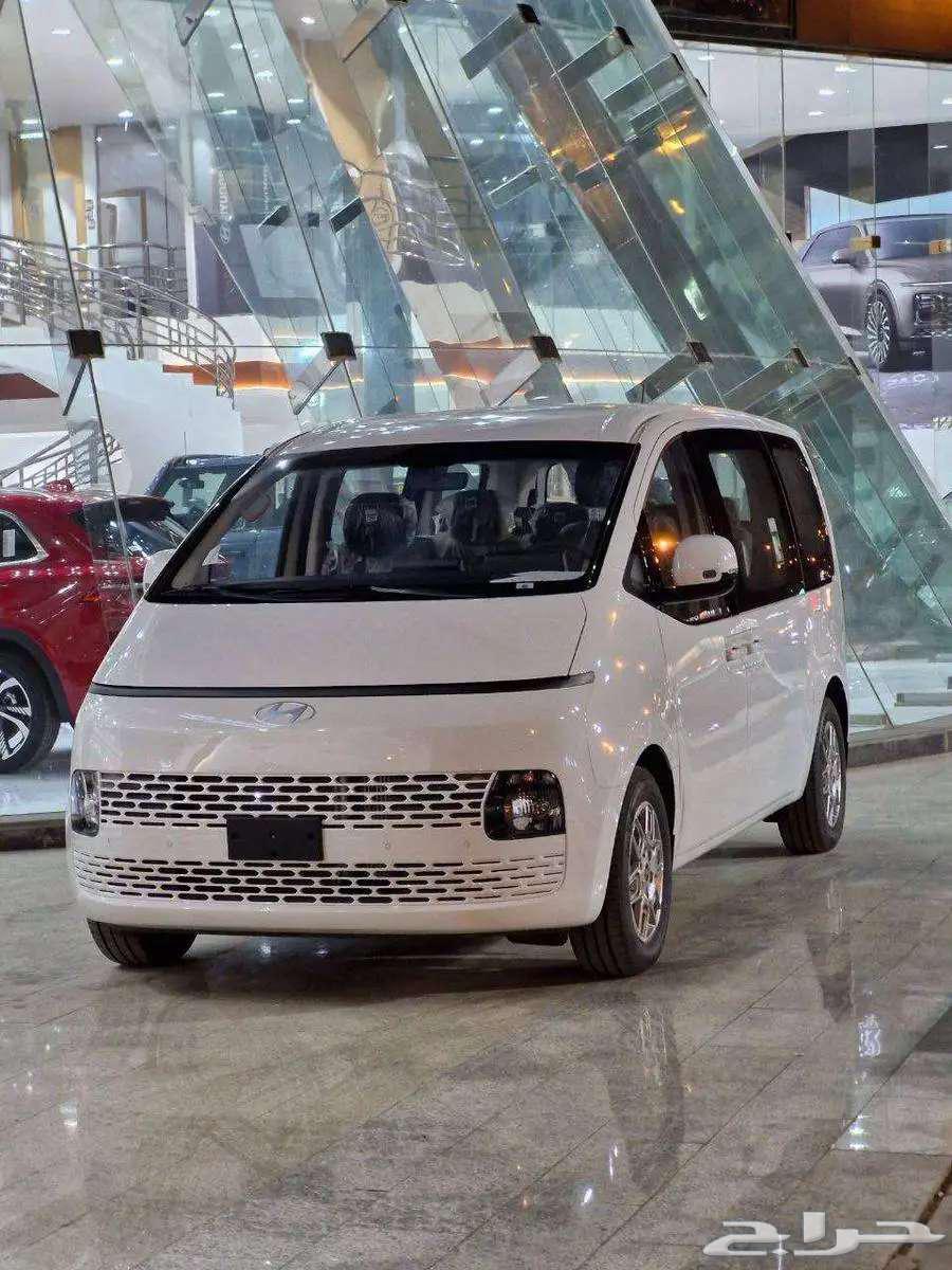 Staria 2025 Diesel 2.2 (9 Seater) 127,650 including tax. Lowest price63667520043265110