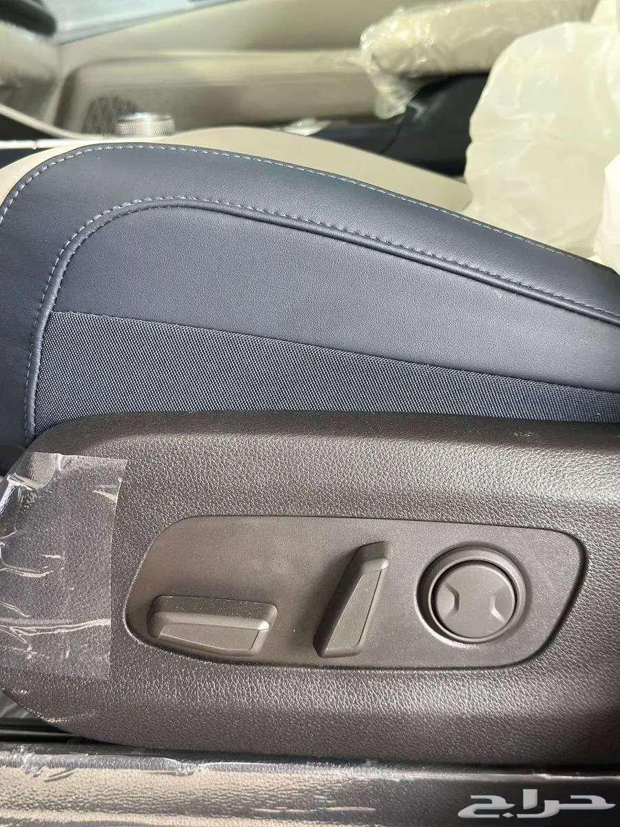 Kia Carnival 2025 Model Cash and Installment63667648396674113
