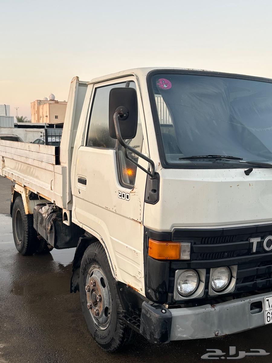 Toyota Dina Pickup Gasoline Model 9263668099851394112