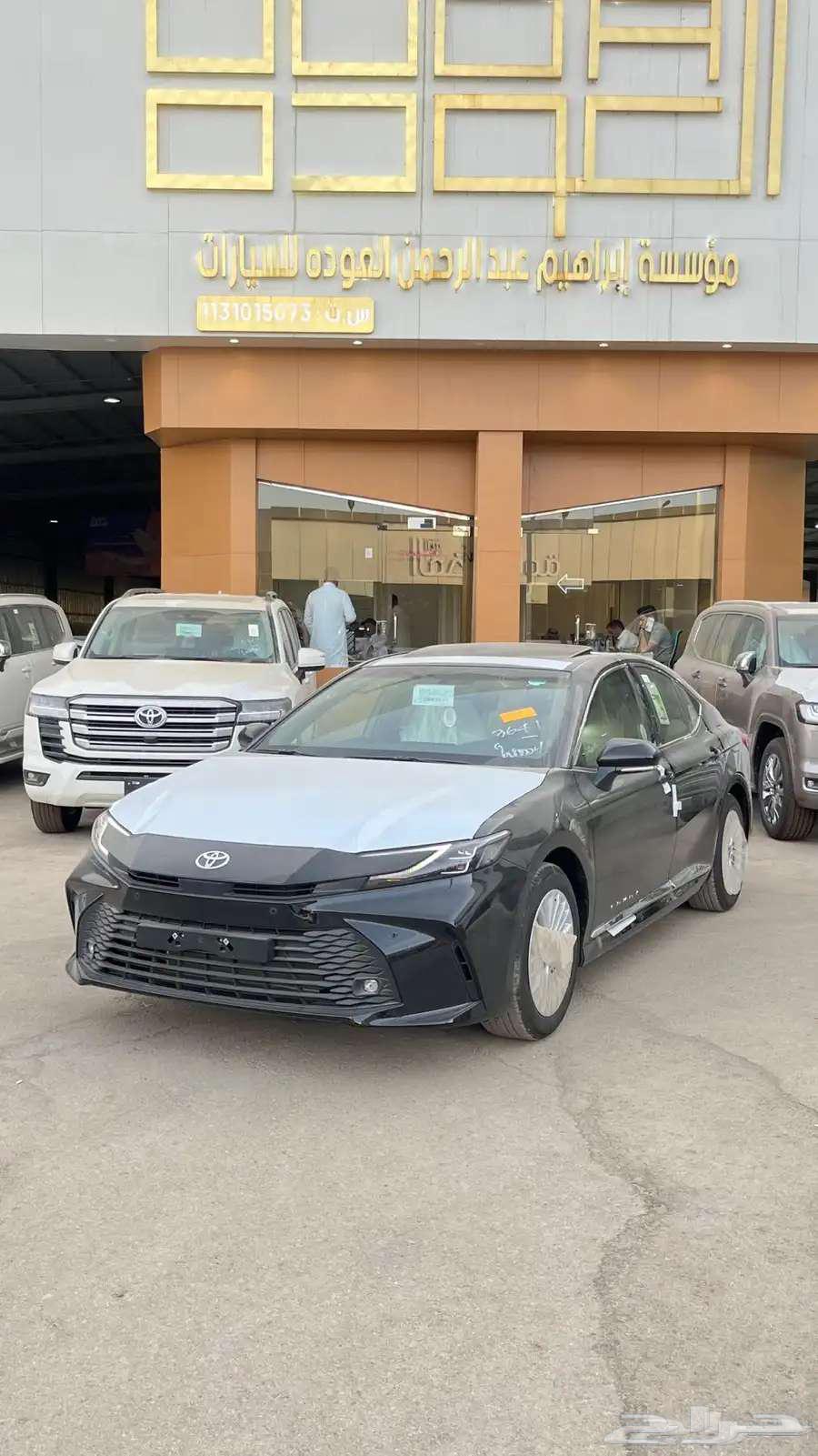Toyota Camry 2025 LE (Gasoline) Black Color63667519606275111