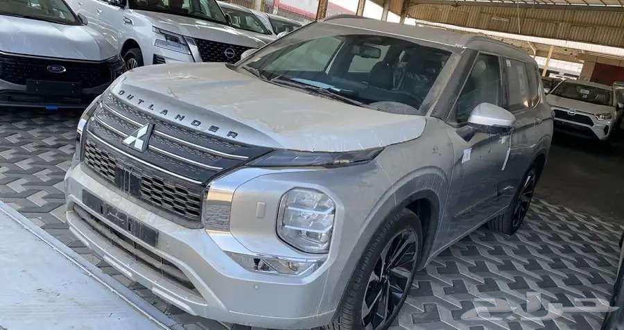 Mitsubishi Outlander Full Premium 202563667501911811114