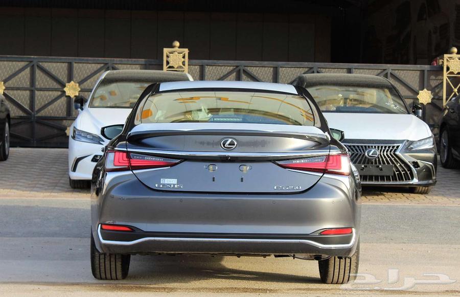 Lexus - ES 250 - Luxury - Semi Full - Gulf Spec - 202563667500347650112