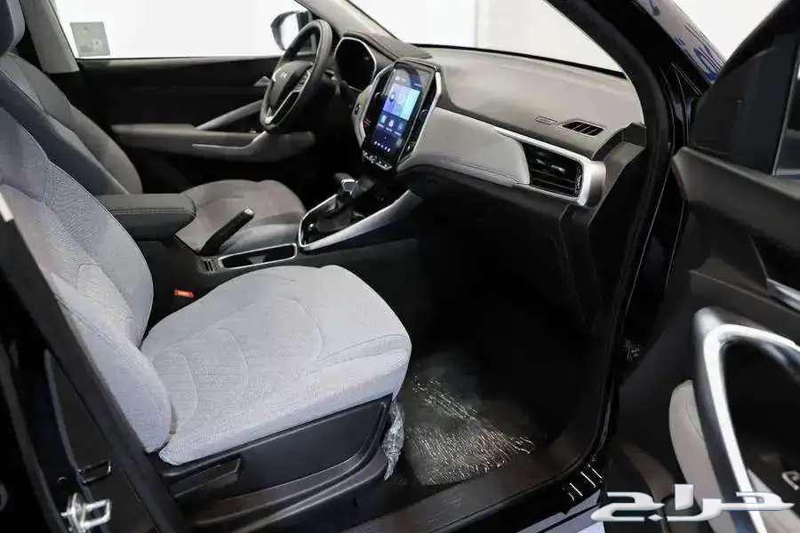 Chevrolet Captiva Standard Model 2025 for 65,550 including tax63669529213827113
