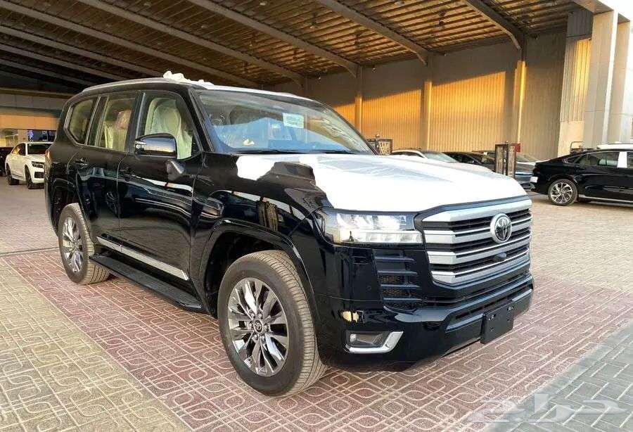 Toyota Land Cruiser GXR4 Gasoline 2025 Saudi New63667516755457112