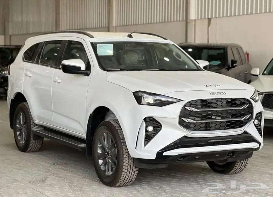 Isuzu D-Max MU-X 2025 and 2024 (Installments from all banks)63667499256578111