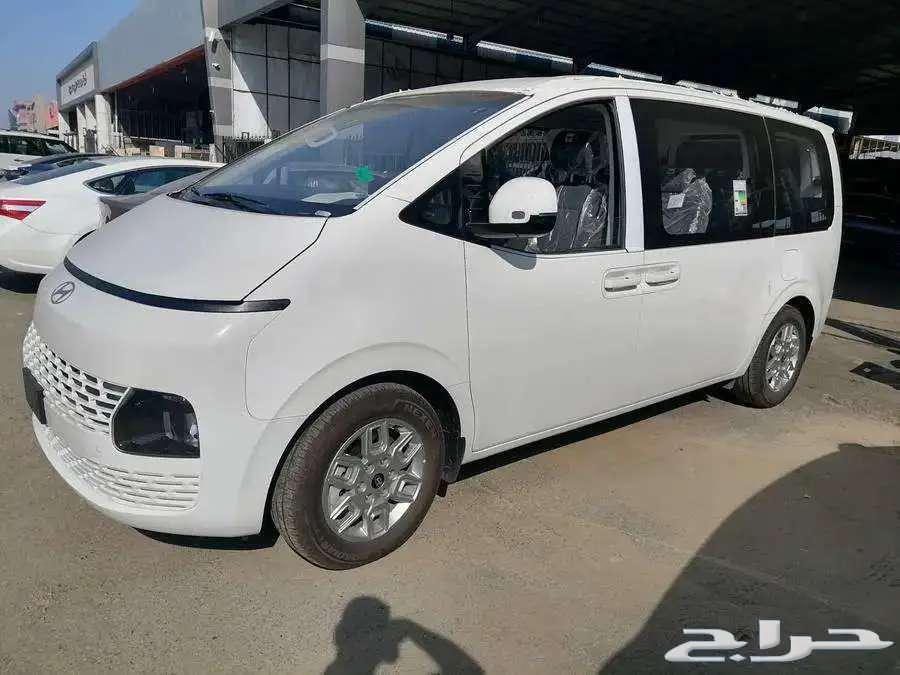 Hyundai Staria 9-Seater 2025 Model Cash and Installments63667497053569111