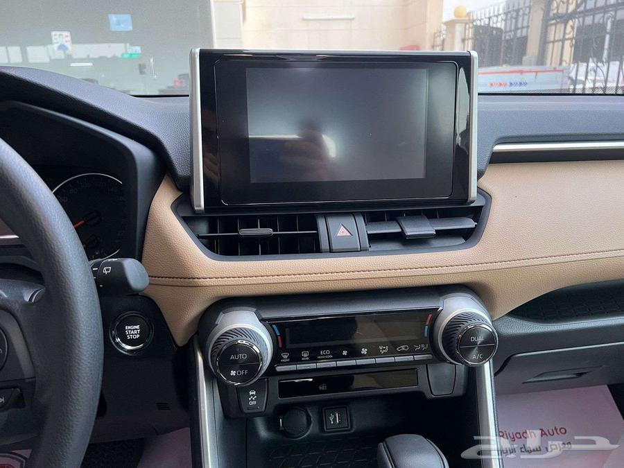 Toyota RAV4 XLE Gasoline 2025 Cash and Installments with Two Payments63667501561730111