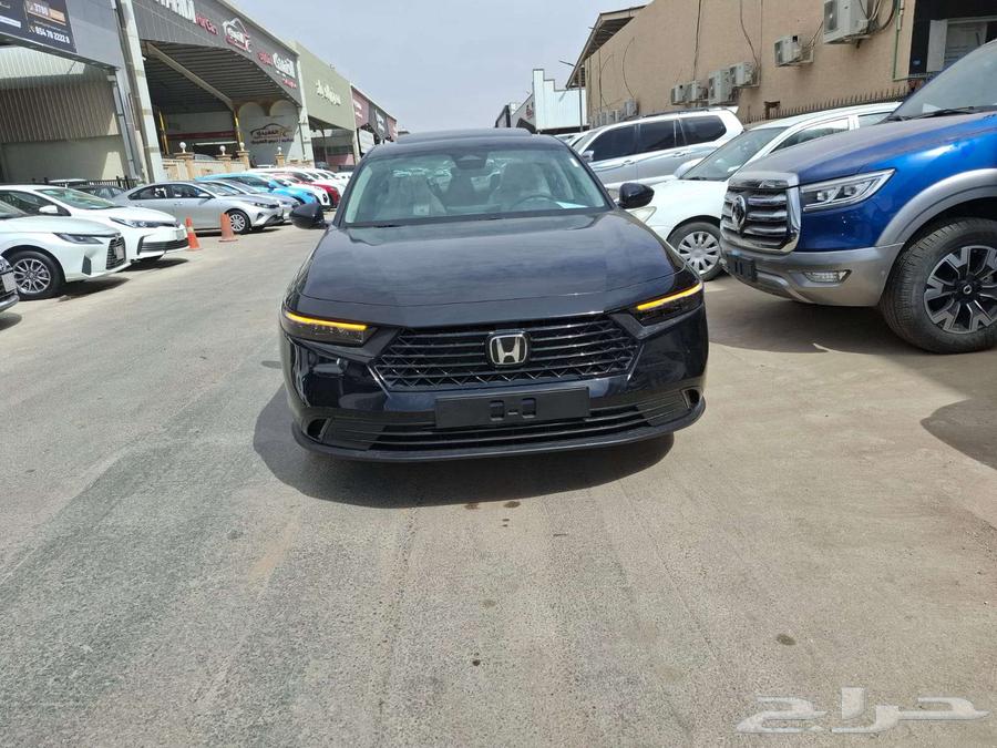 هوندا اكورد نص فل 2025 سعودي EX63667503750147111