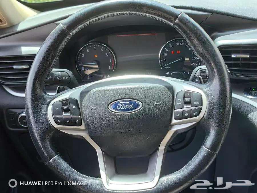Ford Explorer XLT Black 202163667506285186112