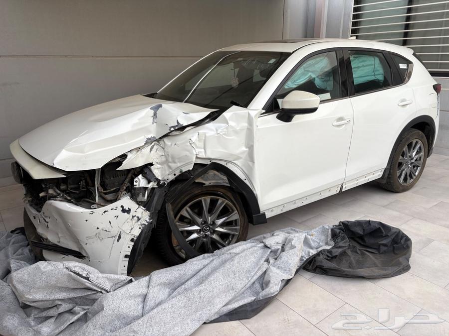 Mazda CX-5 Signature 2021 damaged, sold63667508910850112
