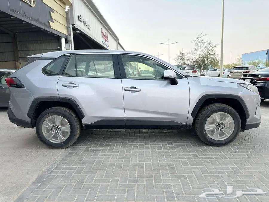 تويوتا راف فور LE ستاندر دبل 2025 وبدون دبل - عروض الاقساط63673146615554112
