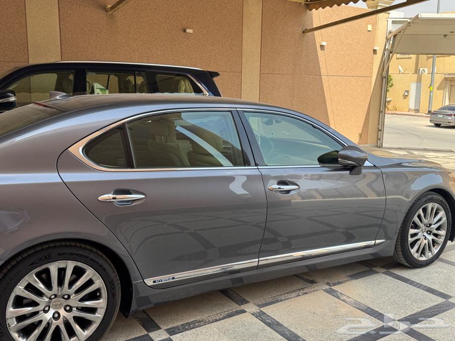 Lexus Hybrid63667516505730114