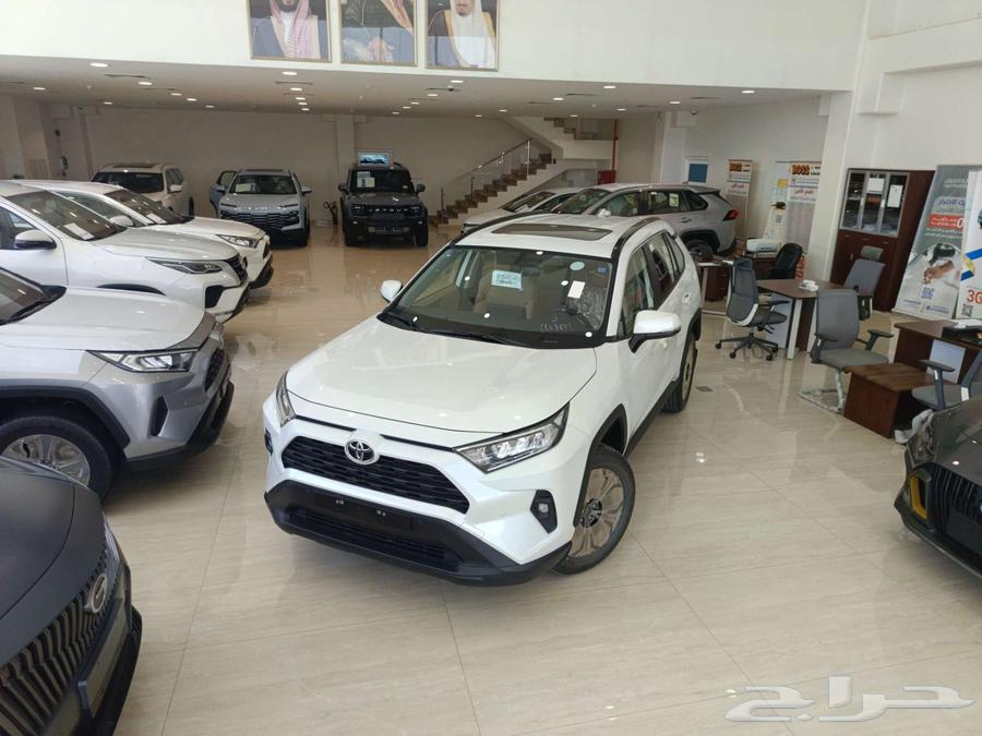 Toyota RAV4 XLE Gasoline 2025 with Sunroof63667522567169110