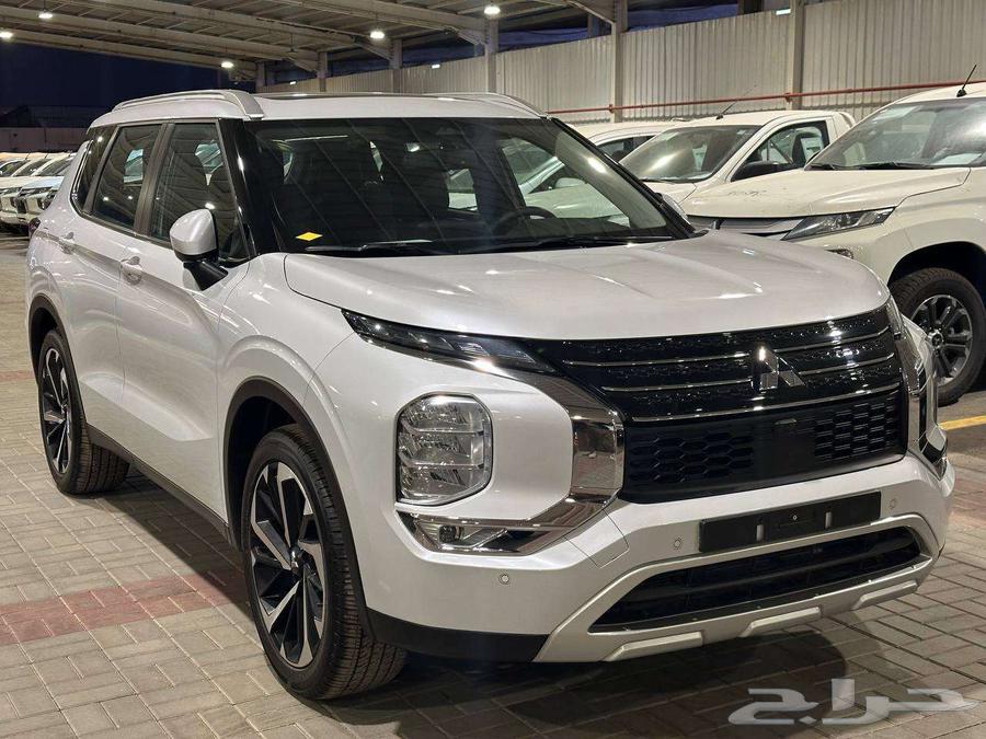 Special Mitsubishi Outlander Half-Full 2025 Model Offer63667645651459111