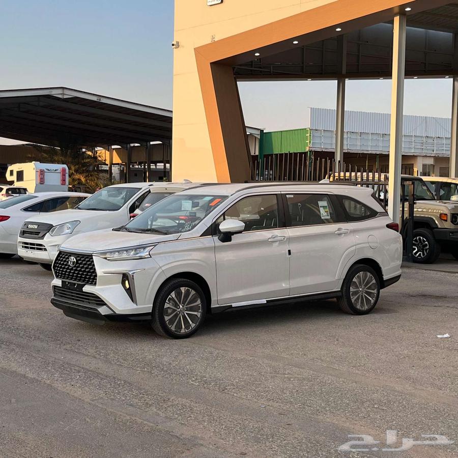 Toyota Veloz 202563667497814785110