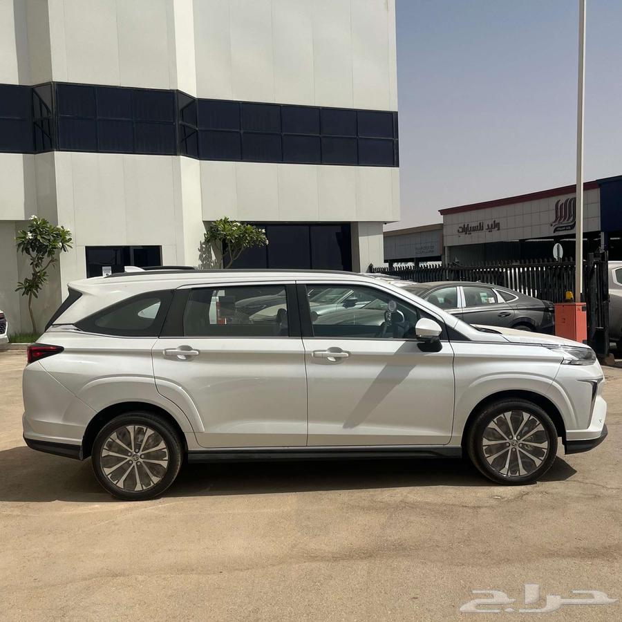 Toyota Veloz 202563667497814785111