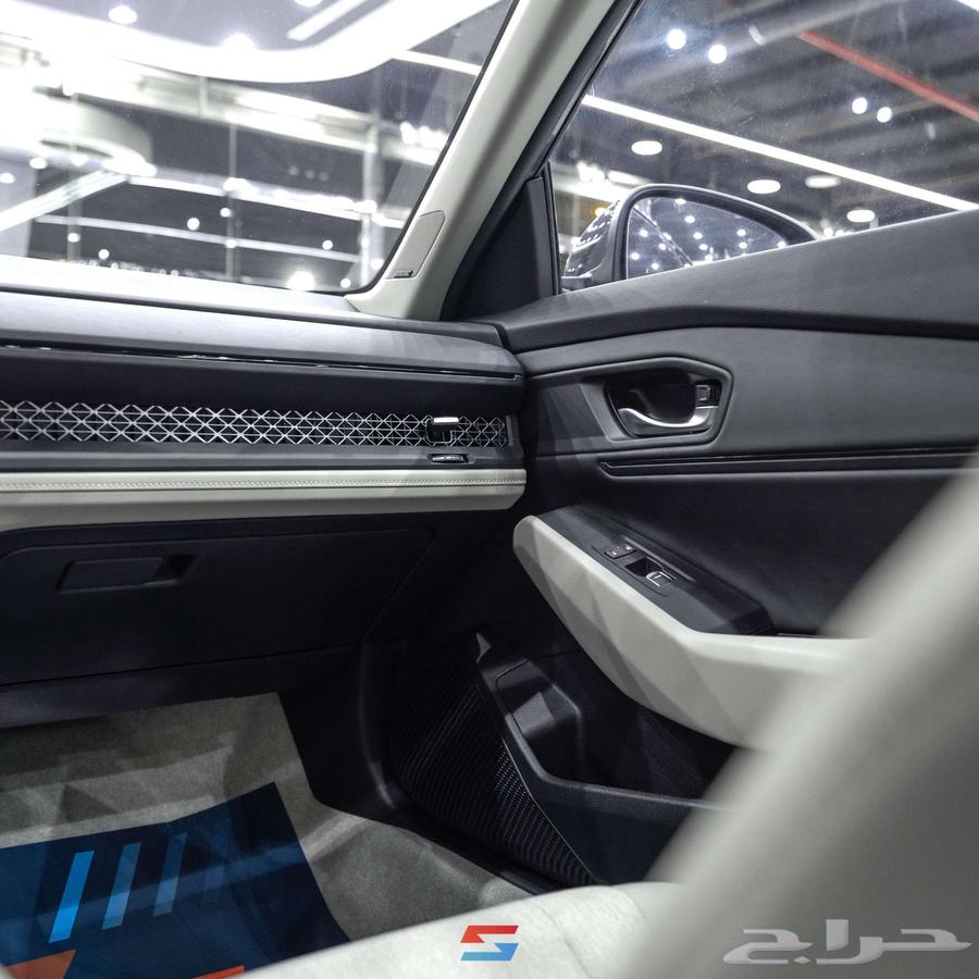 هوندا اكورد EX نص فل موديل 2025 سعودي63667500210819111