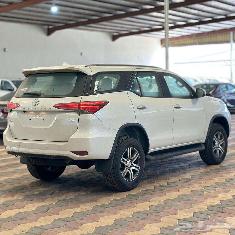 Toyota Fortuner 202563667646092547111