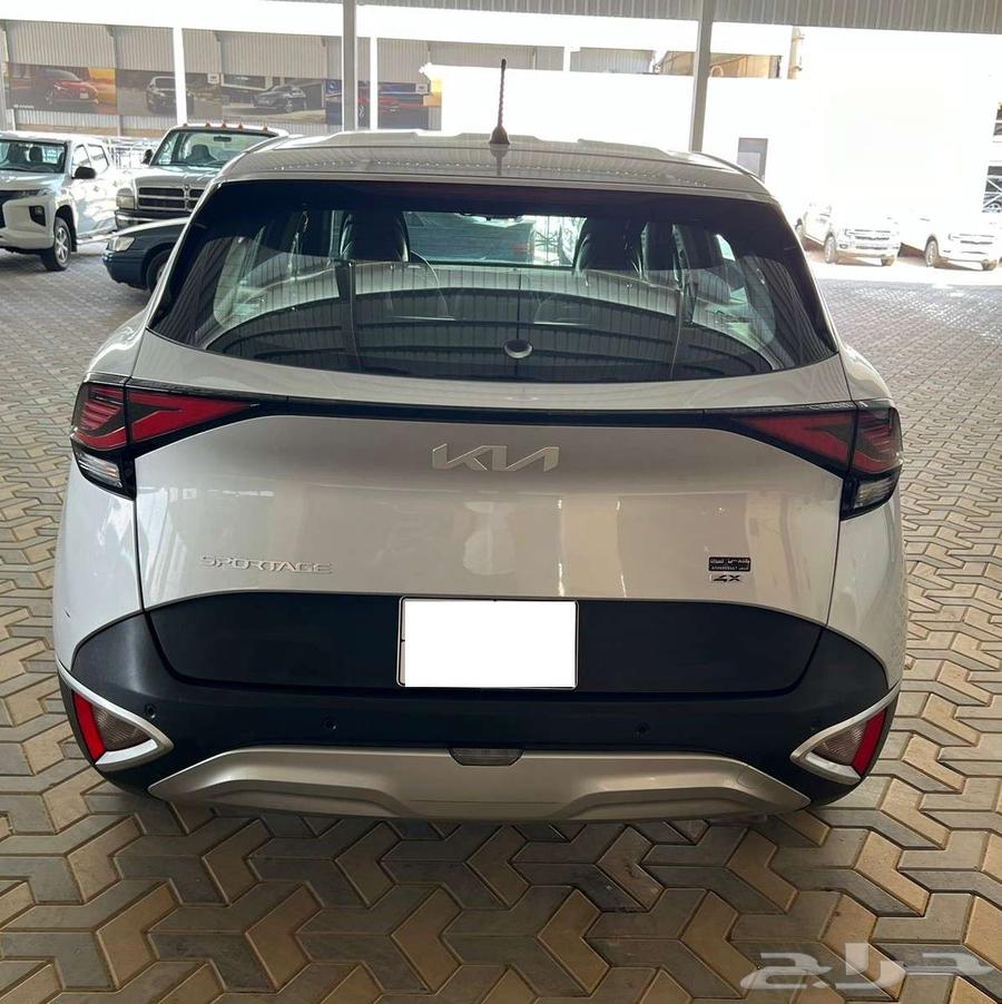كيا سبورتاج موديل 2023 ستاندر دبل ماكينة 2.063667649793411112