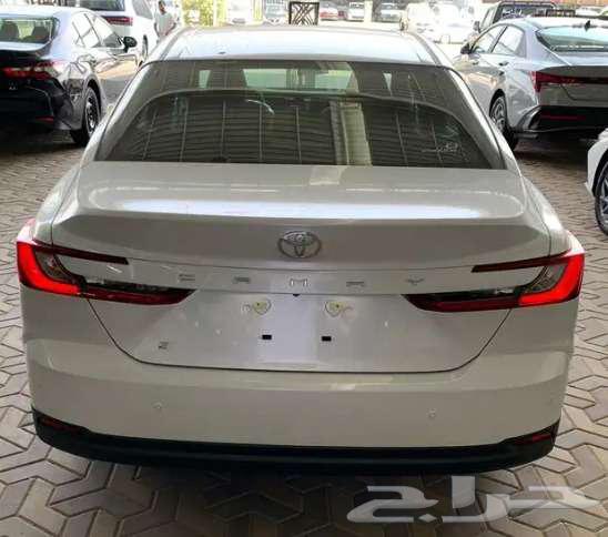 تويوتا كامري ستاندر 2025 ابيض يوجد اقساط63678538494211113