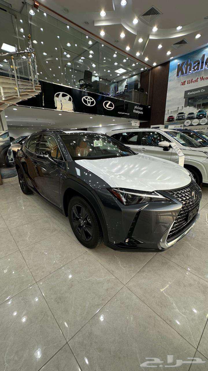 لكزس UX 300 هايبرد 2024 AH63676269997699112