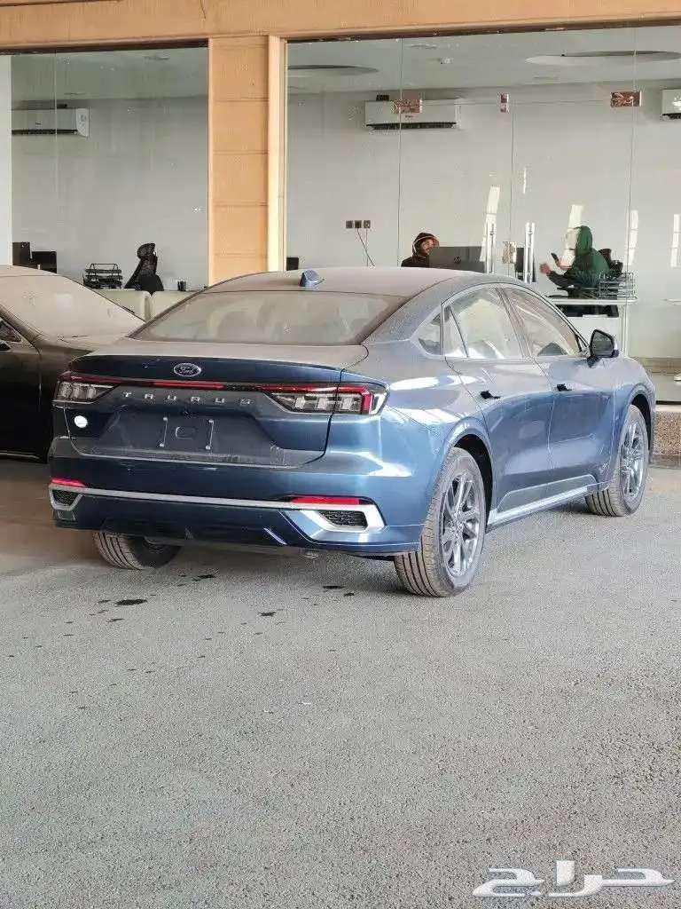 فورد تورس امبيانتي لون كحلي202563675578208898114